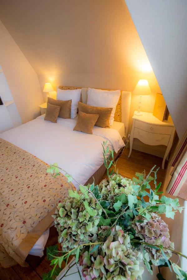 Augeval De Charme&spa Hotel
