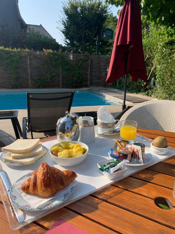 Hotel Augeval De Charme&spa