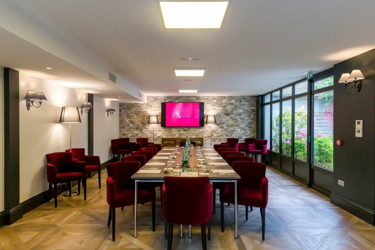 Augeval De Charme&spa Hotel